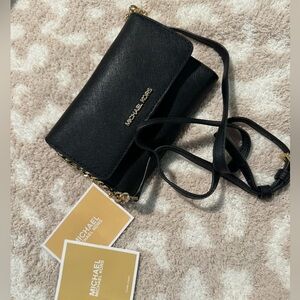 Michael Kors Crossbody // Black & Gold